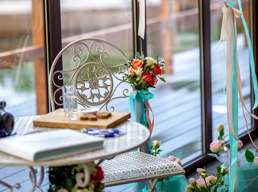 Une décoration et une ambiance qui font vibrer votre salle d’exception.